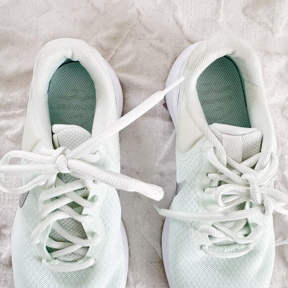 Nike Revolution 7 Women's Road Running Shoes Size 5 New - Picture 8 of 10